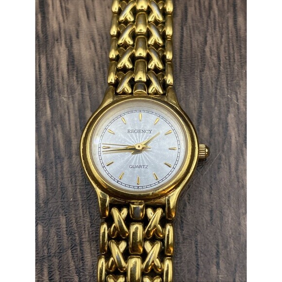 Regency Ladies gold-tone Watch Beautiful Band New Battery Working main image 13